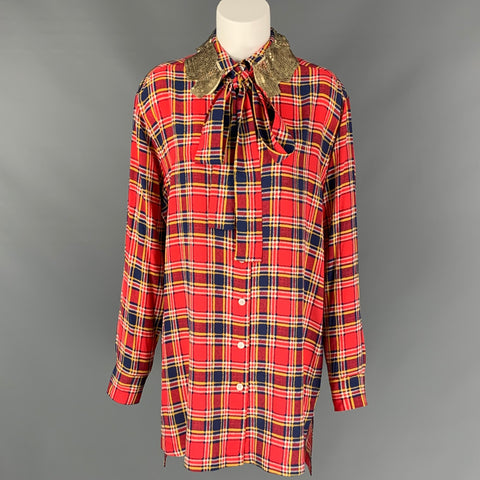 MARC JACOBS Camisa larga con cuello de lentejuelas a cuadros de seda roja y azul talla 4