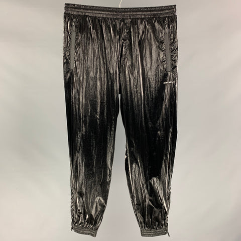 GIVENCHY de Ricardo Tisci Talla 32 Pantalón deportivo de poliamida texturizada negra