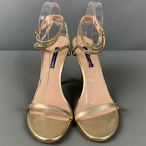 STUART WEITZMAN Sandalias con tira al tobillo de cuero dorado talla 8