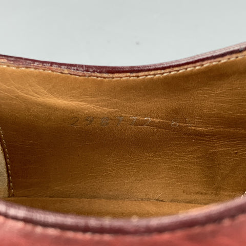 GUCCI Taille 8.5 Chaussures à lacets en cuir perforé bordeaux