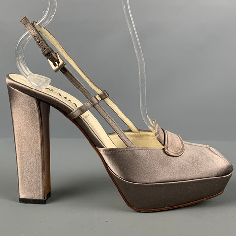Zapatos de tacón con tira trasera gris PRADA talla 6.5