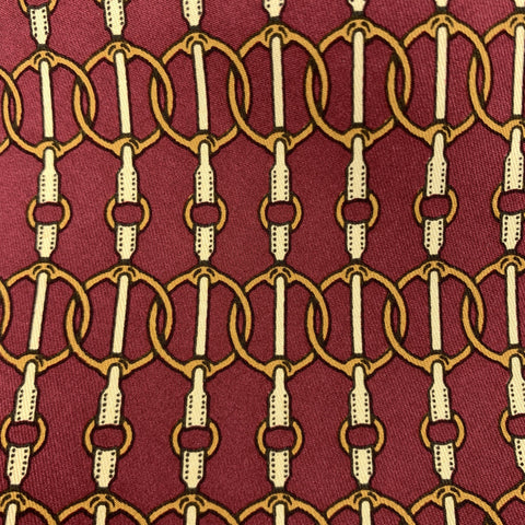 Vintage HERMES 597 SA Corbata de cuello de seda con aparejos de caballo de color borgoña y oro