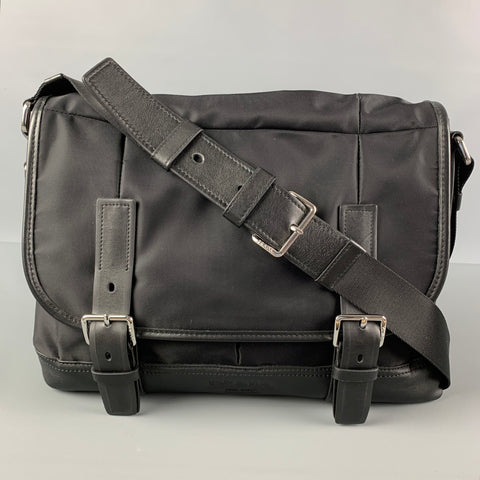 Sac messager à bandoulière en nylon et cuir noir PRADA