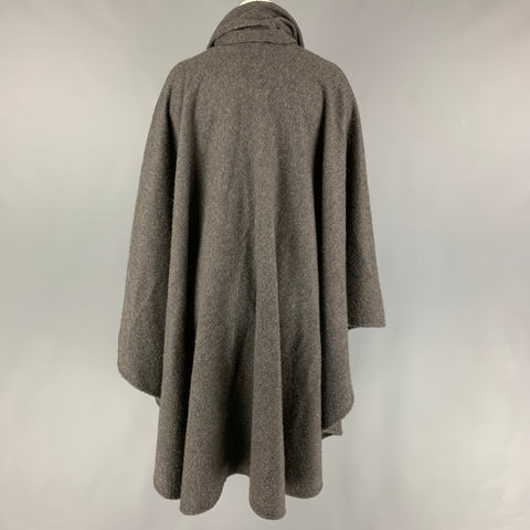 LORO PIANA Size One Size Grey Cashmere Shawl Collar Cape