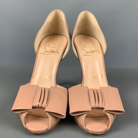 CHRISTIAN LOUBOUTIN Talla 6 Bombas D'Orsay de charol beige nude