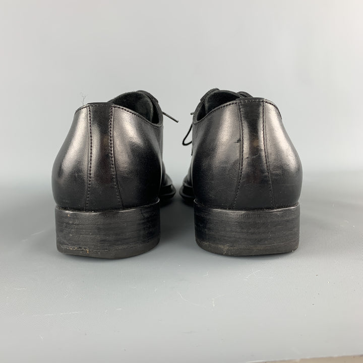PRADA Talla 9 Zapatos de vestir Derby de cuero negro con cordones