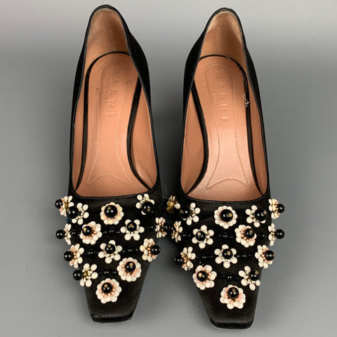 MARNI Pre-Fall 2017 Size 8 Black & White Embellished Silk Pumps