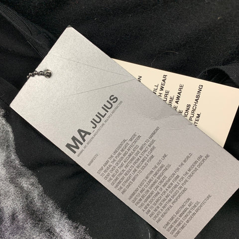 MA_JULIUS Size M Black White Abstract Rayon Blend T-shirt