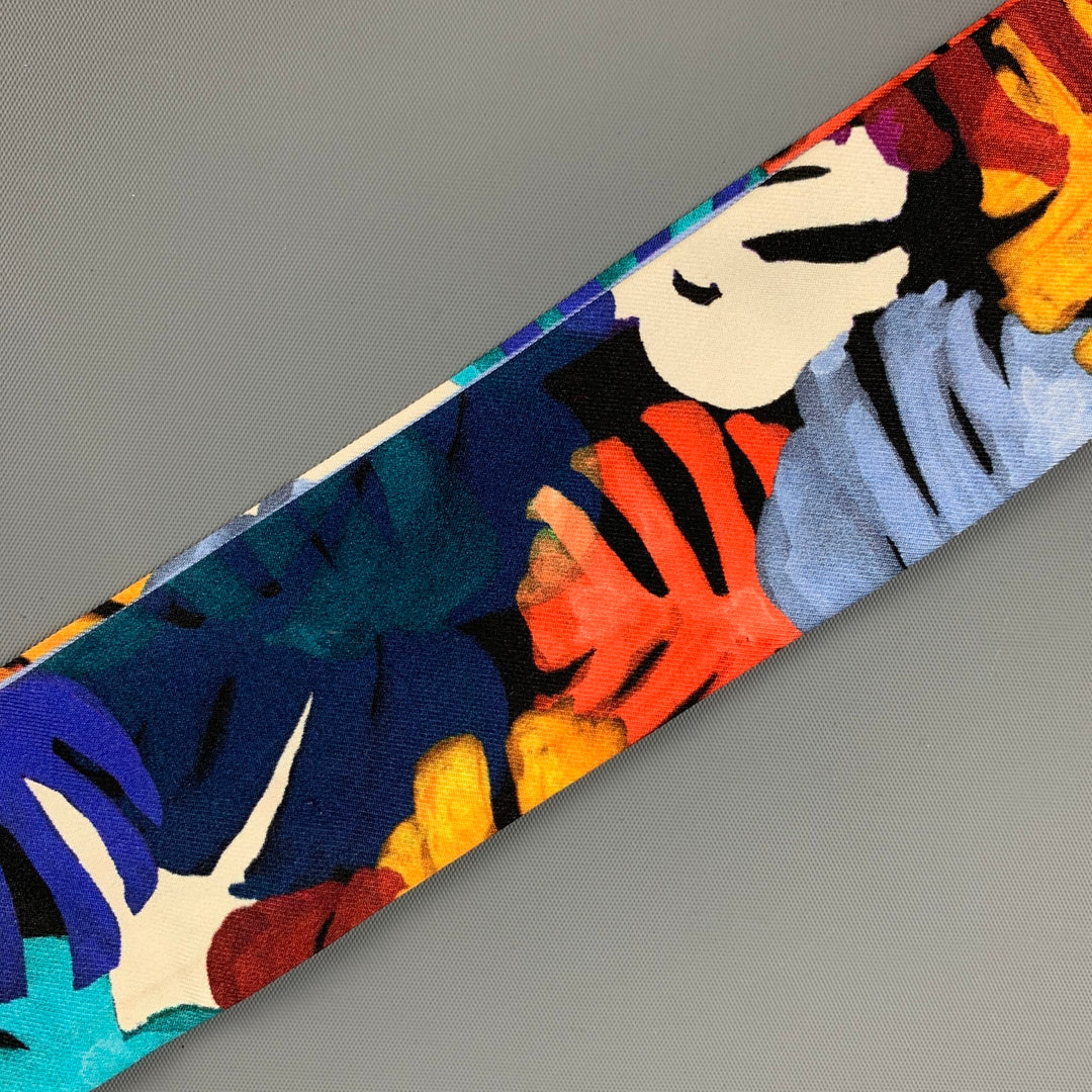 CAROLINA HERRERA Multi-Color Leaf Twill Scarf