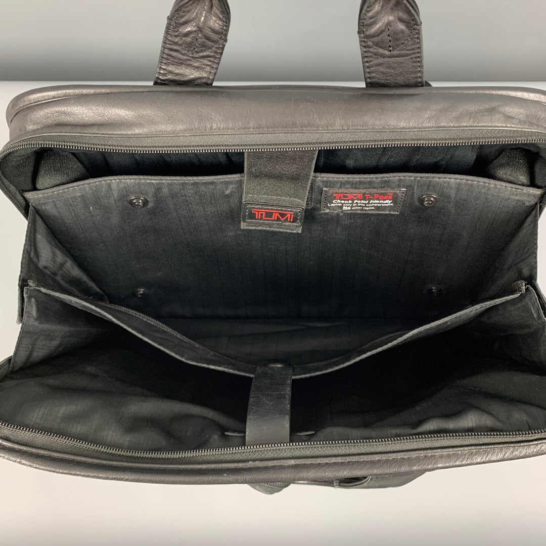 TUMI Grey Leather Briefcase Bag – Sui Generis Designer Consignment