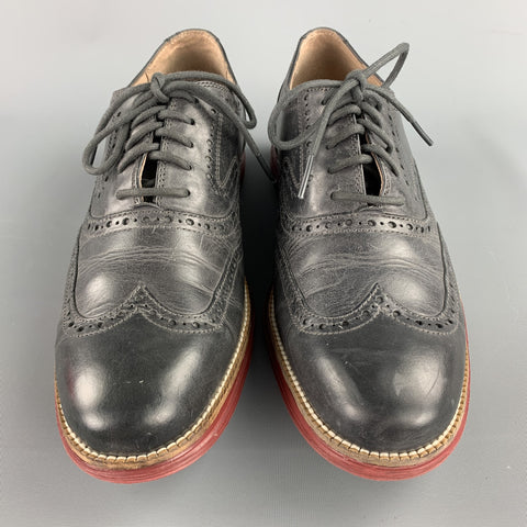COLE HAAN Talla 9.5 Zapatos con cordones y punta de ala de cuero perforado color carbón