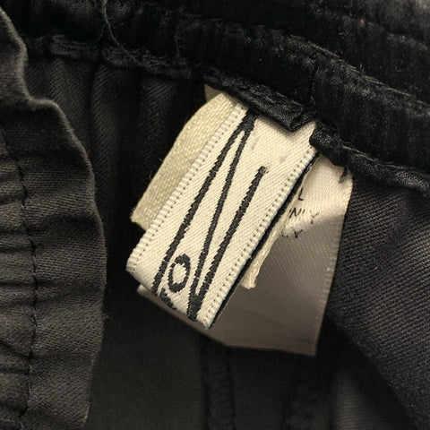 ZORAN Taille S Pantalon décontracté à jambe large en laine noire