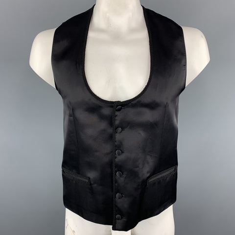 DOLCE &amp; GABBANA Pecho 42 Chaleco con botones cubiertos y cuello redondo con ribete de seda / lana negro