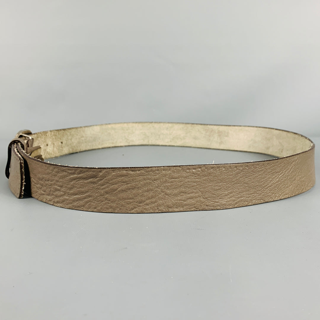 GUCCI Talla 38 Cinturón de cuero con monograma plateado gris