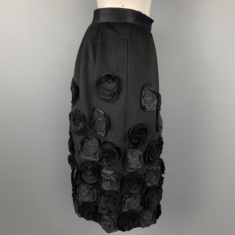 OSCAR DE LA RENTA F/W 2006 Taille 6 Jupe ceinturée en laine noire et angora fleurie ornée