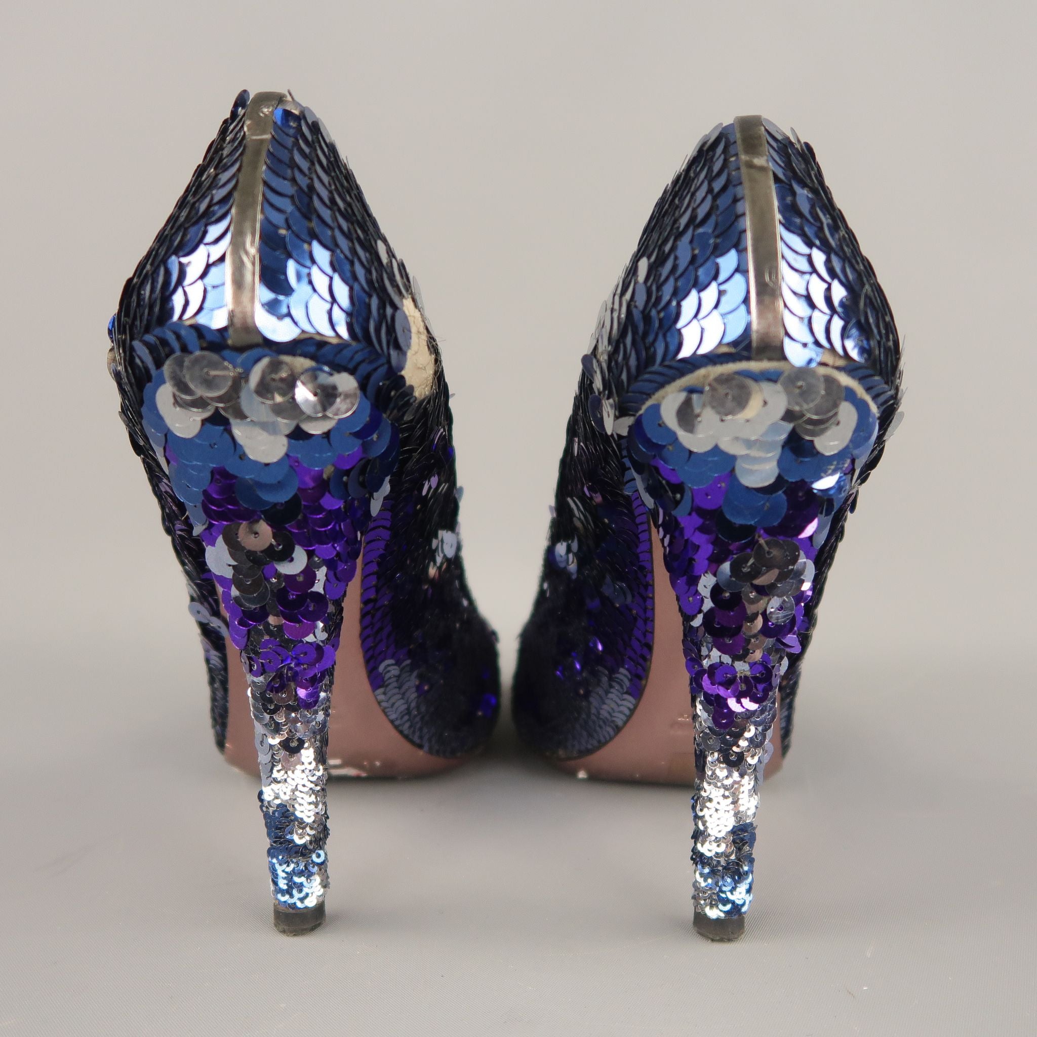 Blue 2024 sequin pumps