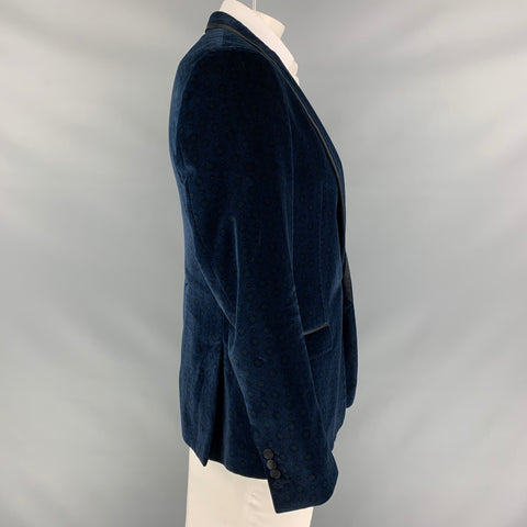 DOLCE & GABBANA Size 42 Navy & Black Print Velvet Notch Lapel Sport Coat