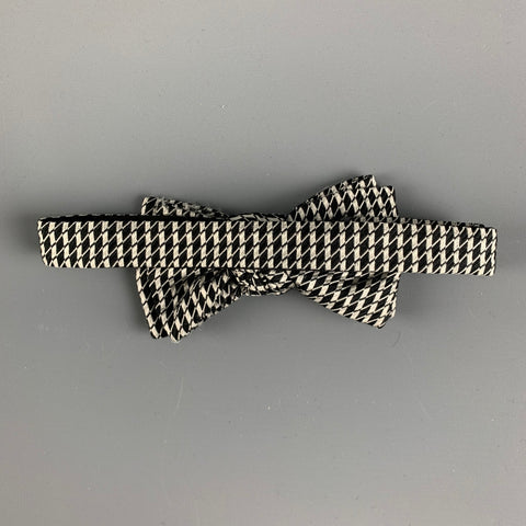 CHARVET Black White Stripe Silk Jacquard Bow Tie