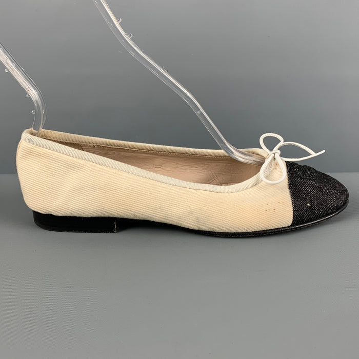 CHANEL Size 5.5 Cream Black Denim Ballet Flats