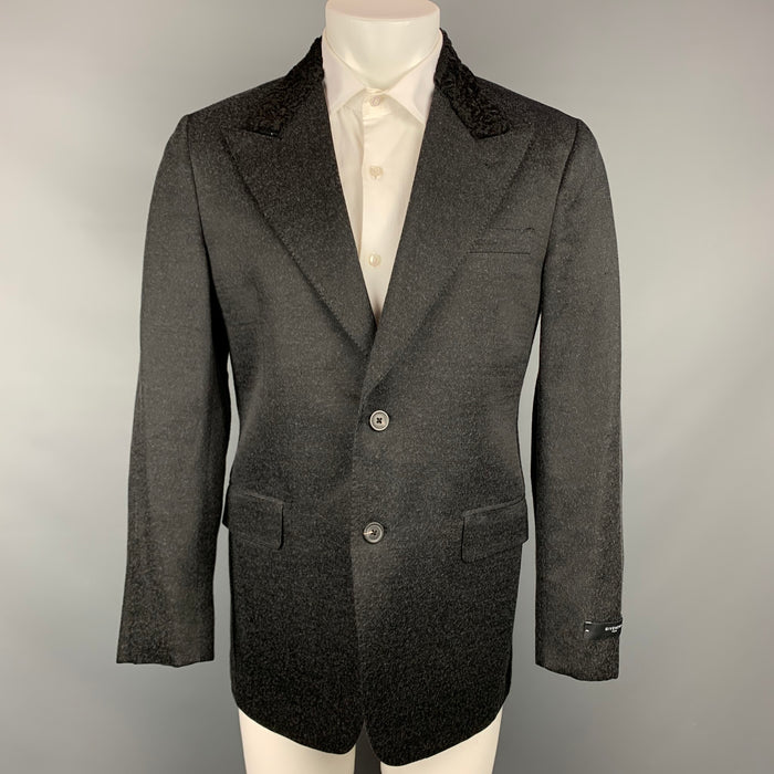 GIVENCHY Size 42 Charcoal & Black Heather Wool / Alpaca Peak Lapel Sport Coat