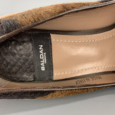 BALDAN Talla 8 Zapatos de tacón peep toe con plataforma de pelo de caballo con estampado de tigre y ante marrón