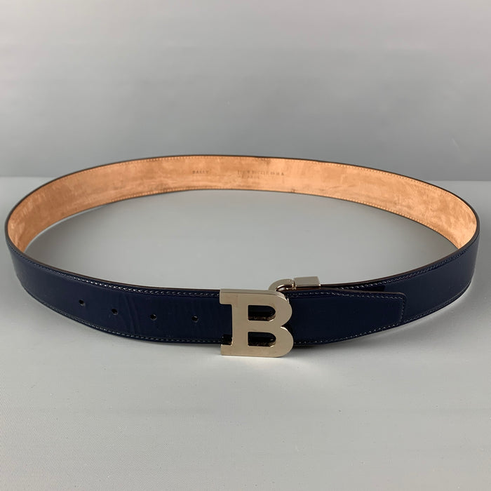BALLY Size 44 Navy Patent Leather Belt