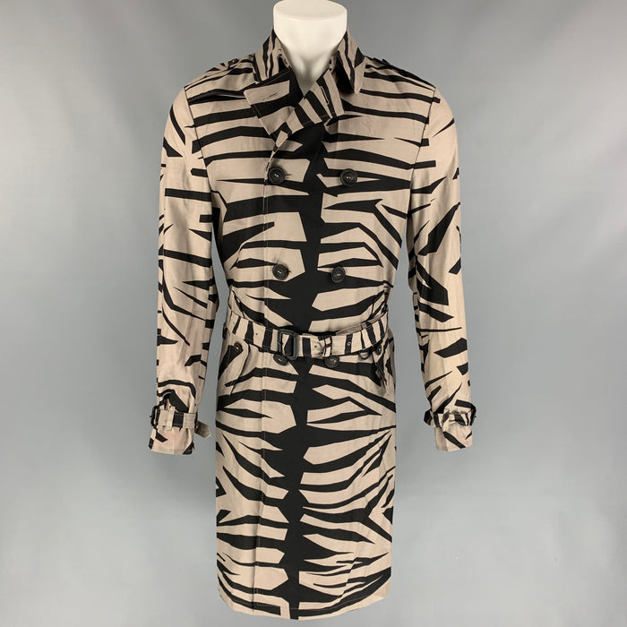 BURBERRY PRORSUM Spring-Summer 16 Size 38 Grey & Black Print Silk / Wool Belted Trenchcoat