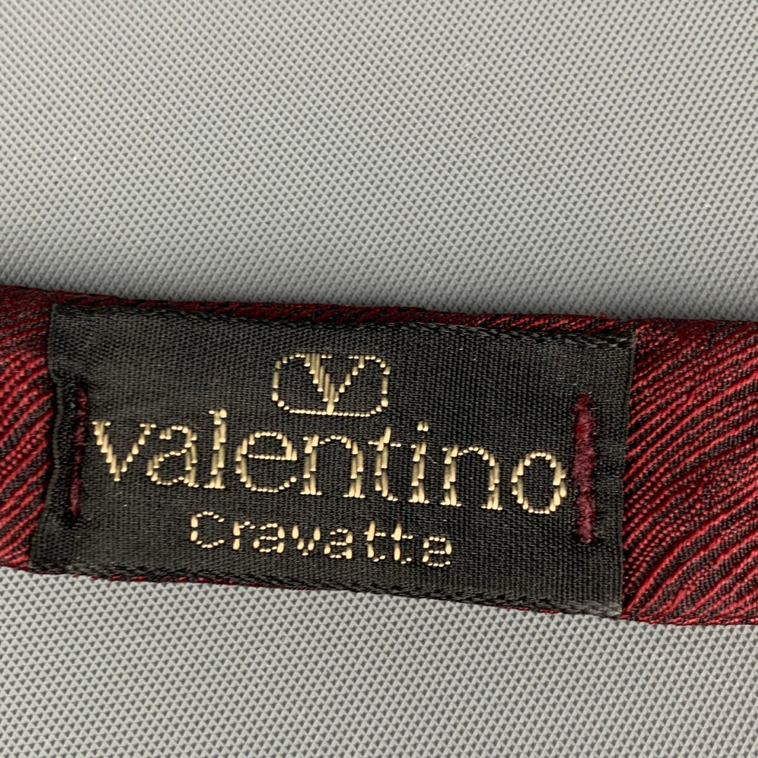 VALENTINO Burgundy Textured Silk Cummerbund Bow Tie Set