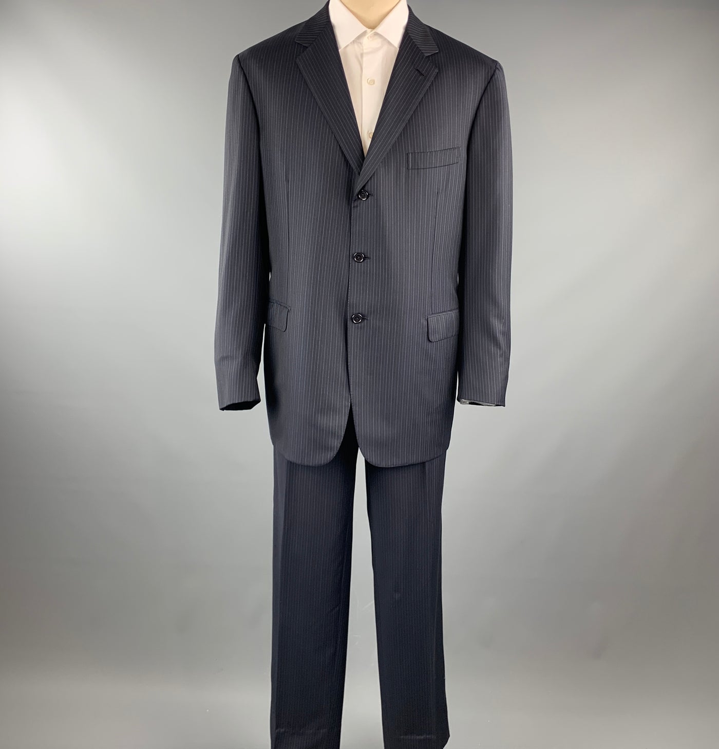 BRIONI 46 Navy Stripe Wool 40 x 33 Notch Lapel Suit