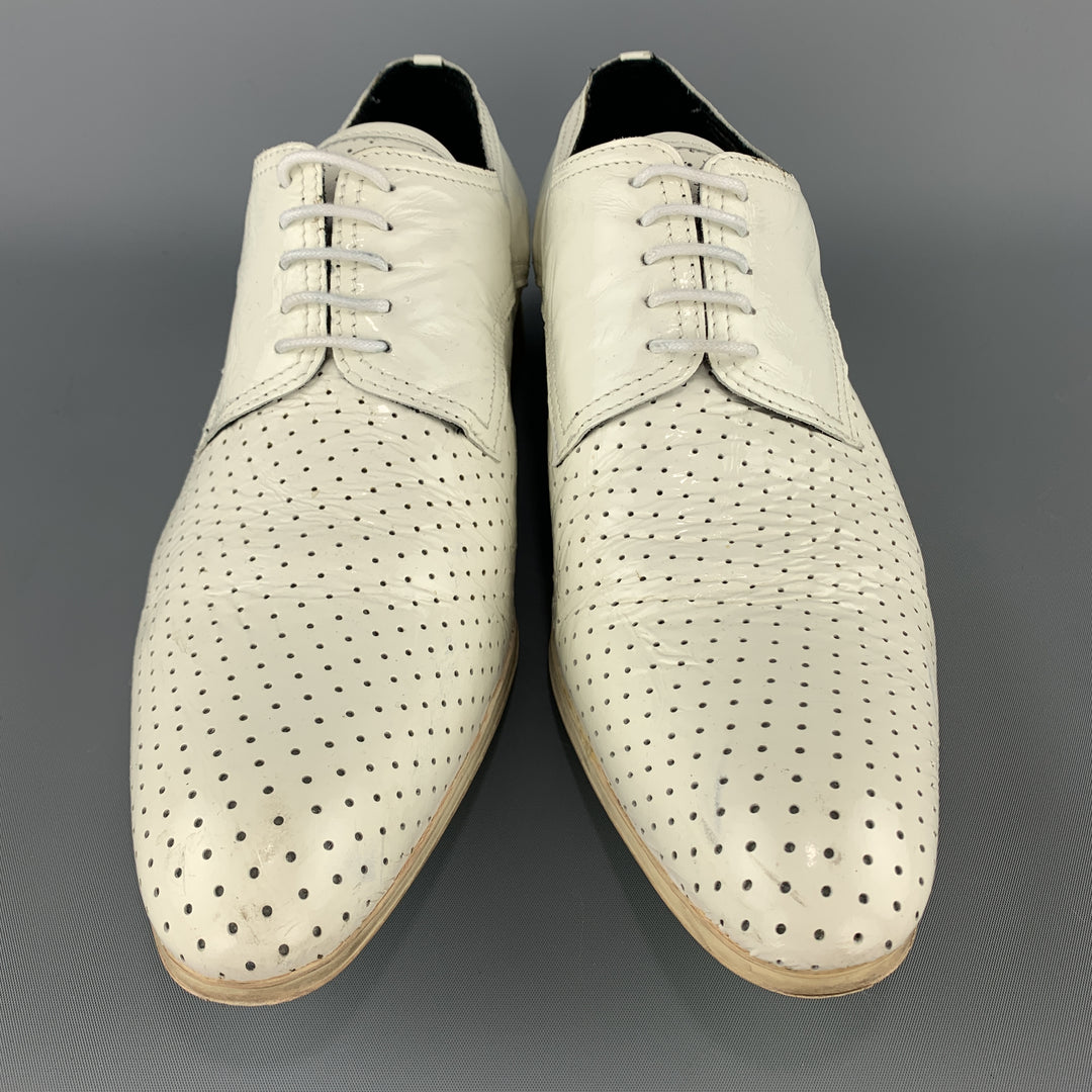 NDC Taille 10 Chaussures habillées en cuir verni perforé blanc à bout pointu