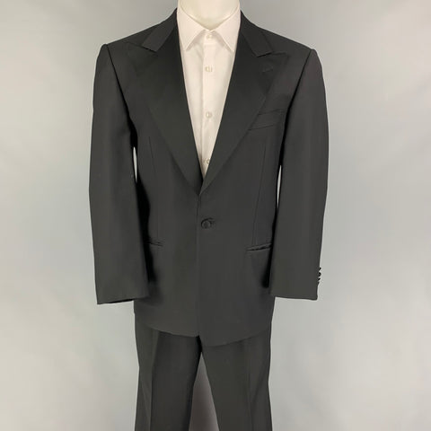 ERMENEGILDO ZEGNA for Neiman Marcus Size 38 Black Wool Suit