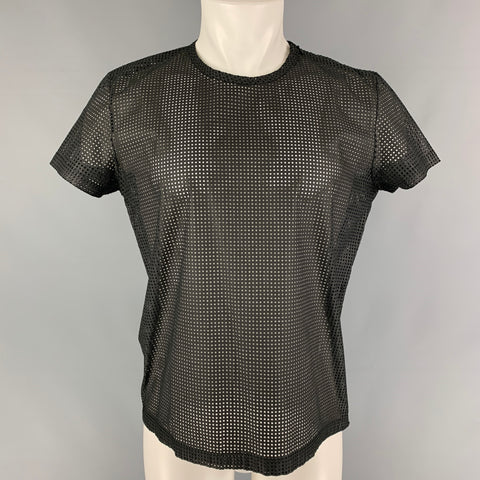 COLECCIÓN CALVIN KLEIN Talla M Camiseta negra con cuello redondo y corte láser 