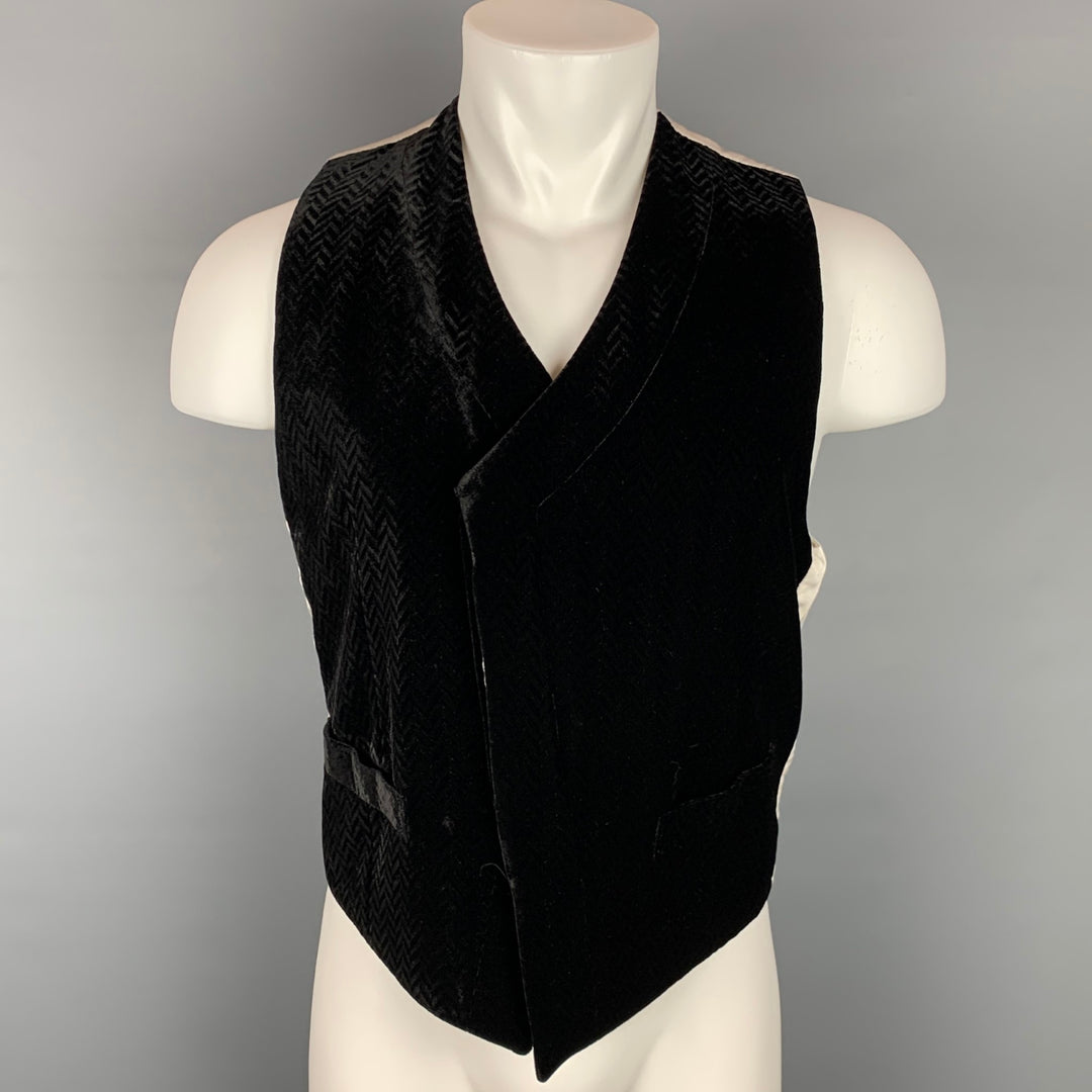 GIORGIO ARMANI Size 38 Black Herringbone Velvet Hidden Buttons Vest