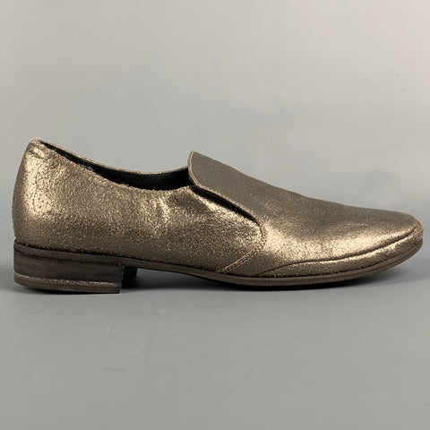 BRUNELLO CUCINELLI Zapatos planos mocasines craquelados de cuero plateado talla 7