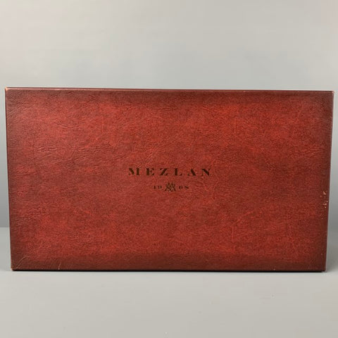 MEZLAN Size 8 Black Leather Chelsea Boots