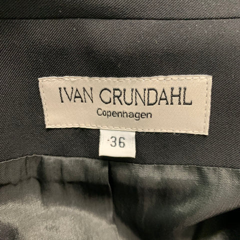 IVAN GRUNDAHL Size 4 Black Polyester Blend Asymmetrical  Blazer