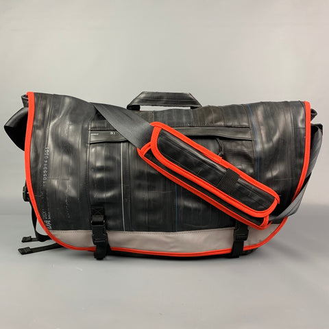 ALCHEMY GOODS Pike Black Mixed Fabrics Messenger Bags