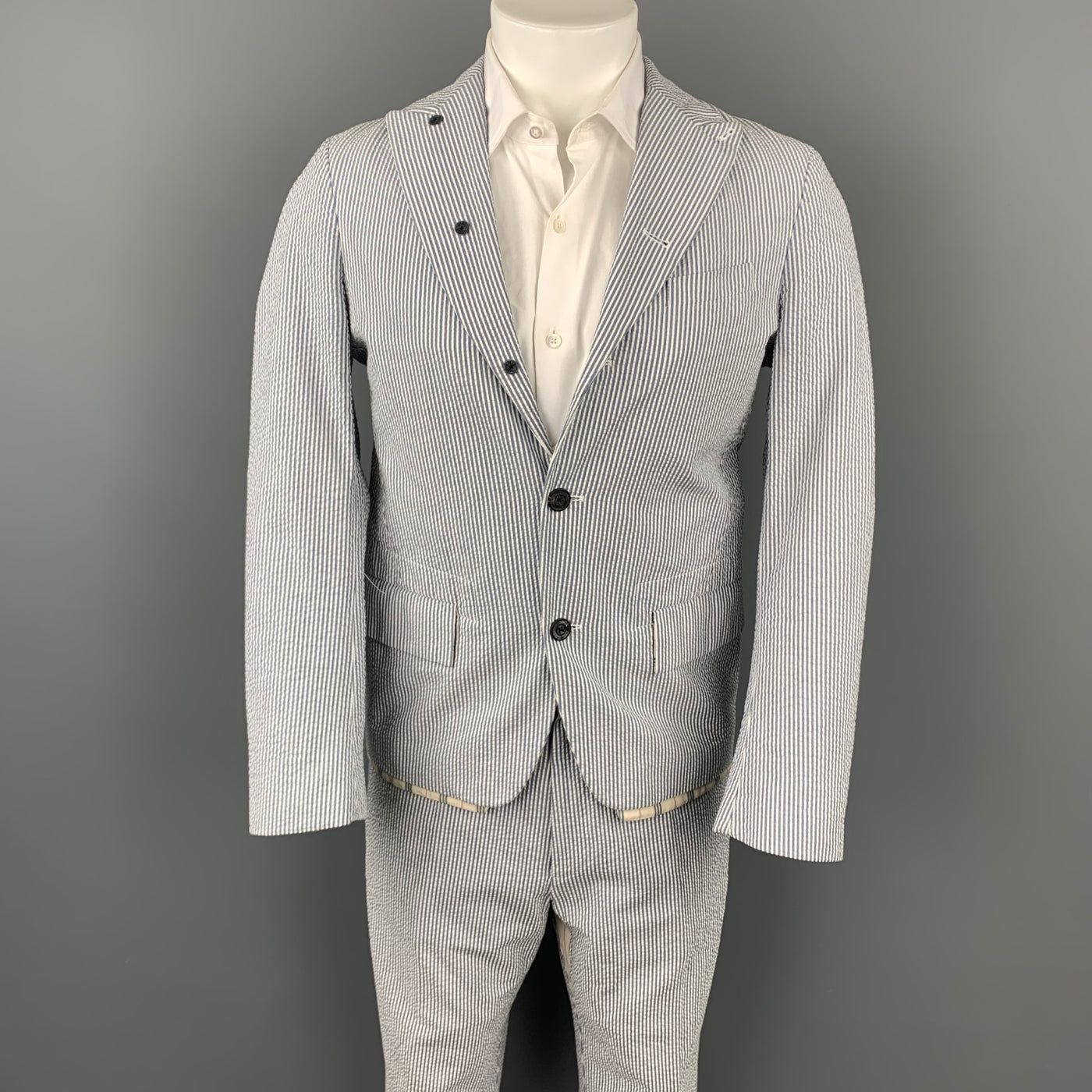 WOOSTER + LARDINI Size 38 Blue & White Seersucker Cotton Cropped Peak Lapel  Suit
