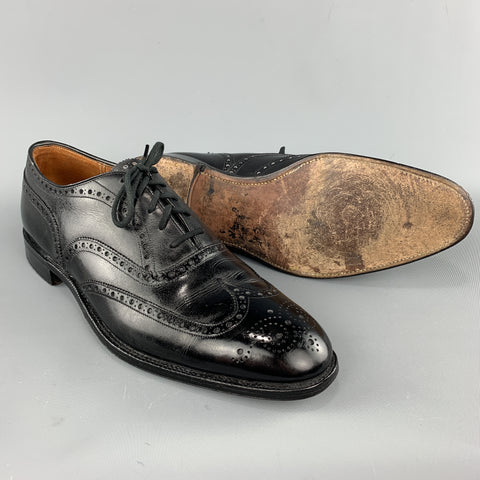 Vintage CHURCH'S Size 10.5 Black Leather Wingtip Lace Up Brougues