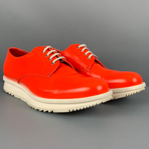 PRADA Taille 9 Chaussures à lacets en cuir blanc orange