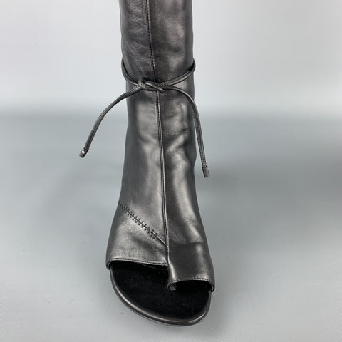 3.1 PHILLIP LIM Talla 9 Botas tipo sandalia con punta abierta de cuero negro