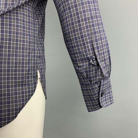 YVES SAINT LAURENT Taille S Chemise à manches longues en coton à carreaux gris et marine, boutonnée avec poche plaquée