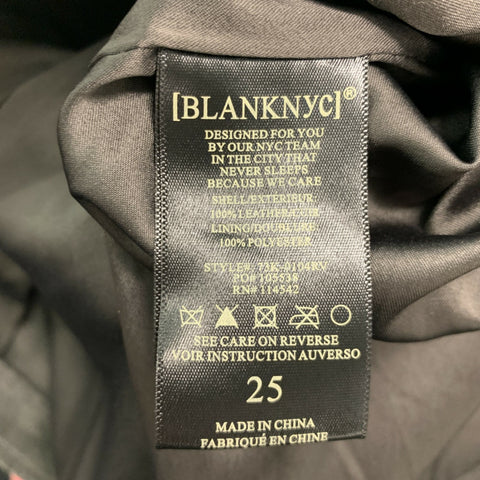 BLANKNYC Talla 25 Minifalda acampanada de ante gris