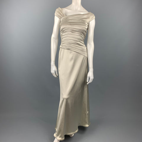TADASHI Size 4 Silver Satin Acetate Blend Ruched Gown