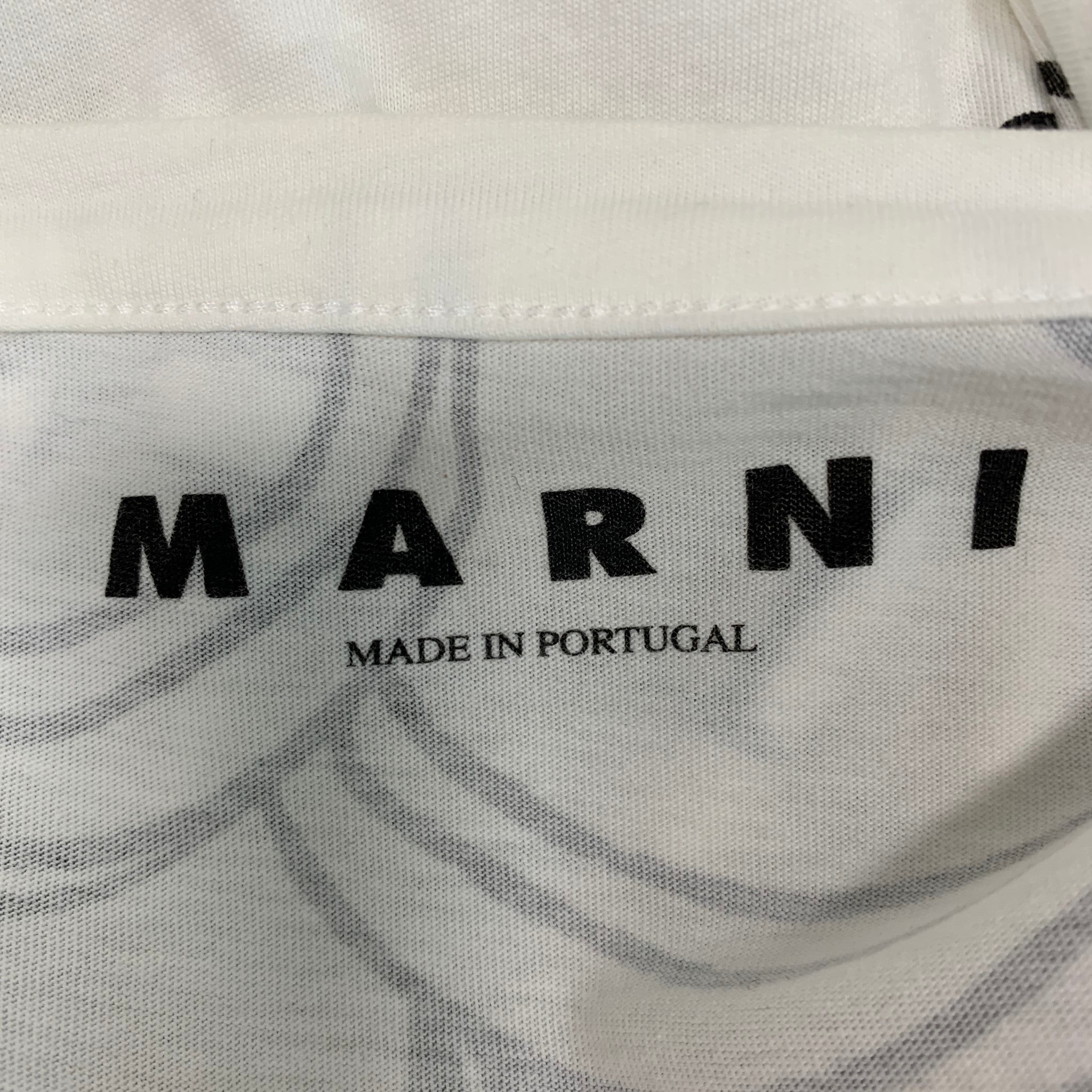 MARNI Size 6 White Multicolour Cotton Short Sleeve T-Shirt – Sui