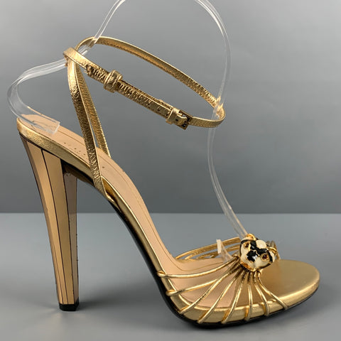 GUCCI Talla 9 Sandalias con tira al tobillo de cuero dorado