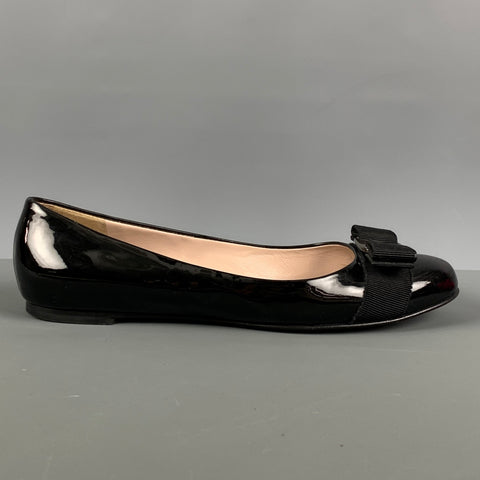SALVATORE FERRAGAMO Talla 6.5 Bailarinas de charol con lazo negro