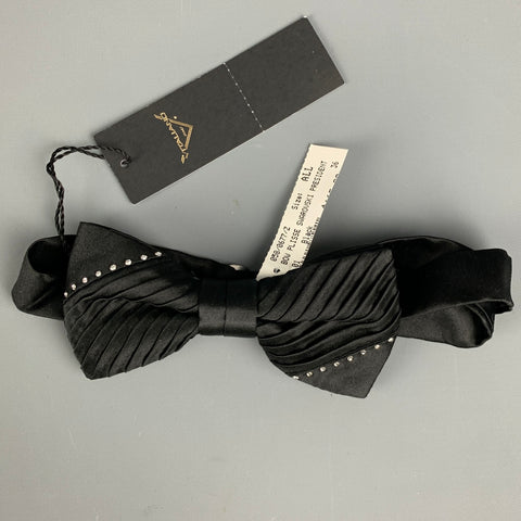 VITALINO PANCALDI Black Pleated Silk Satin Bow Tie