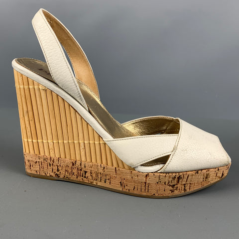 PRADA Talla 6 Sandalias destalonadas de cuero de bambú beige crema
