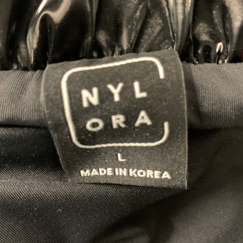NYLORA Talla L Chaqueta corta de charol sintético de poliéster sólido negro